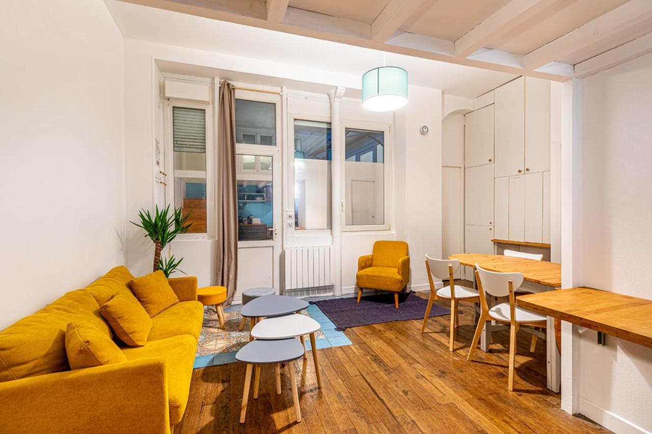 Guestready - Mellow Yellow In The 19Th Париж Екстериор снимка